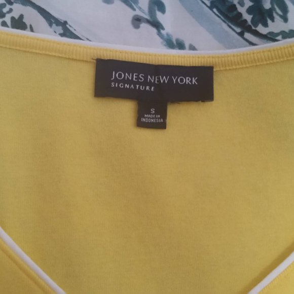 2 for $12 JNY Yellow 3/4 Sleeve Cotton Tee Shirt Size Small - Picture 2 of 7